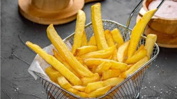 بطاطا مقليه بالقلاي العاديه ✨