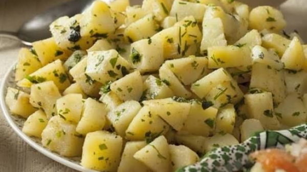 سلطة البطاطا على الطريقة الالمانية