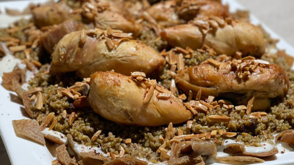فتة فريك باللبن المطبوخ