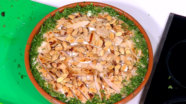فتة الدجاج