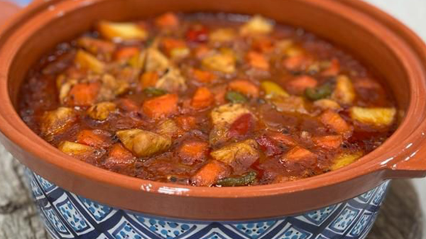 فخارة الدجاج بالخضار