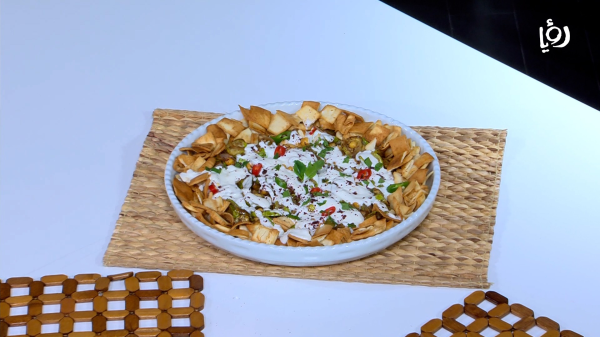 فتة الكوسا المشوية والحمص