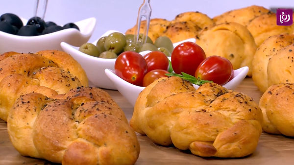 خبز مجدّل بالأعشاب